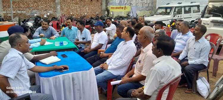 पूजा समिति ने की महिला पुलिस की मांग