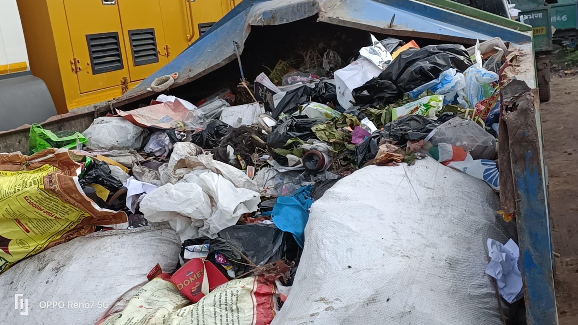 Darbhanga News: दुर्गा पूजा के पहले दिन साफ-सफाई की निकली हवा