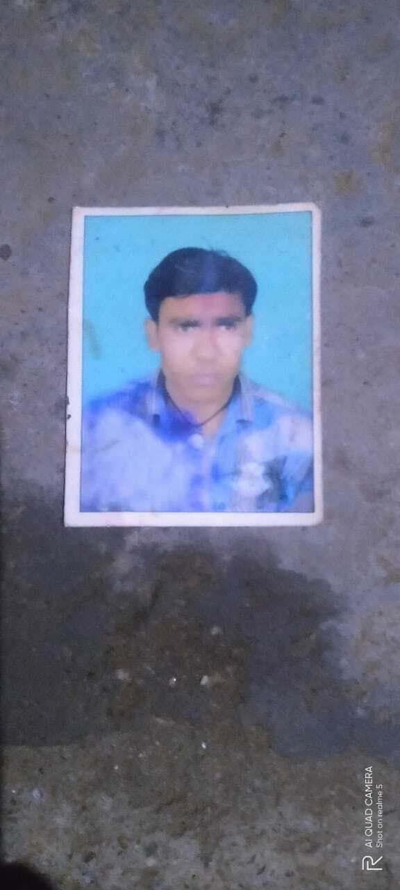 Dhanbad News: टुंडी के प्रवासी मजदूर की सूरत में मौत, मातम