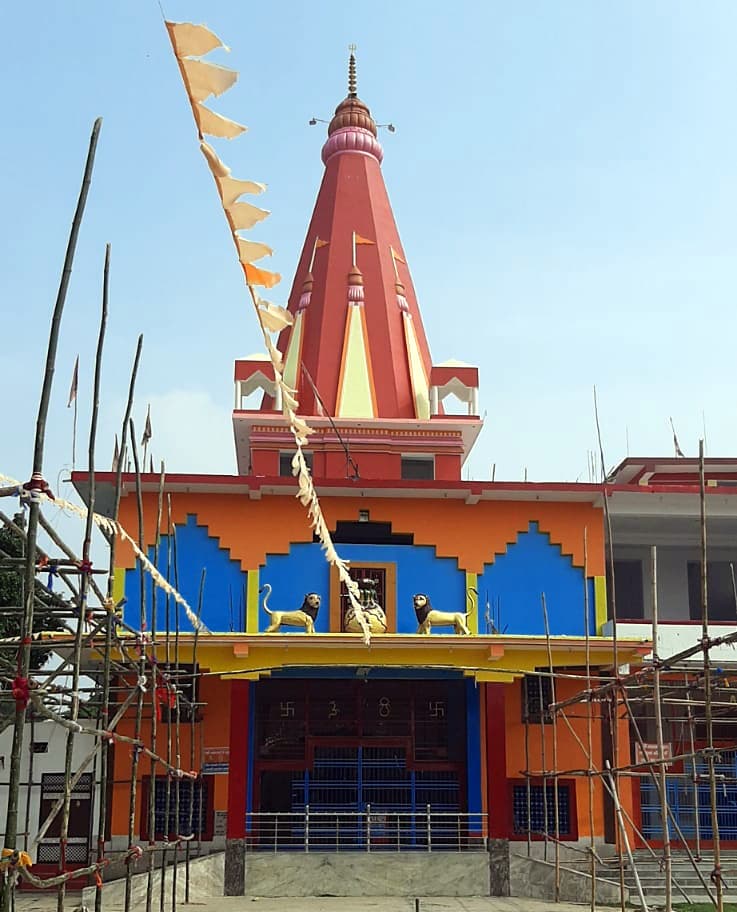 आस्था का केन्द्र है श्रीराम जानकी गोकुल सिंह ठाकुरबाड़ी दुर्गा मंदिर