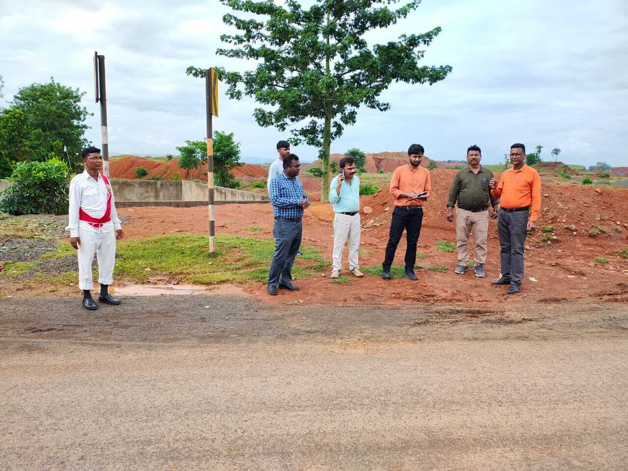 एसडीओ ने बिना माइनिंग चालान वाला ट्रक किया जब्त