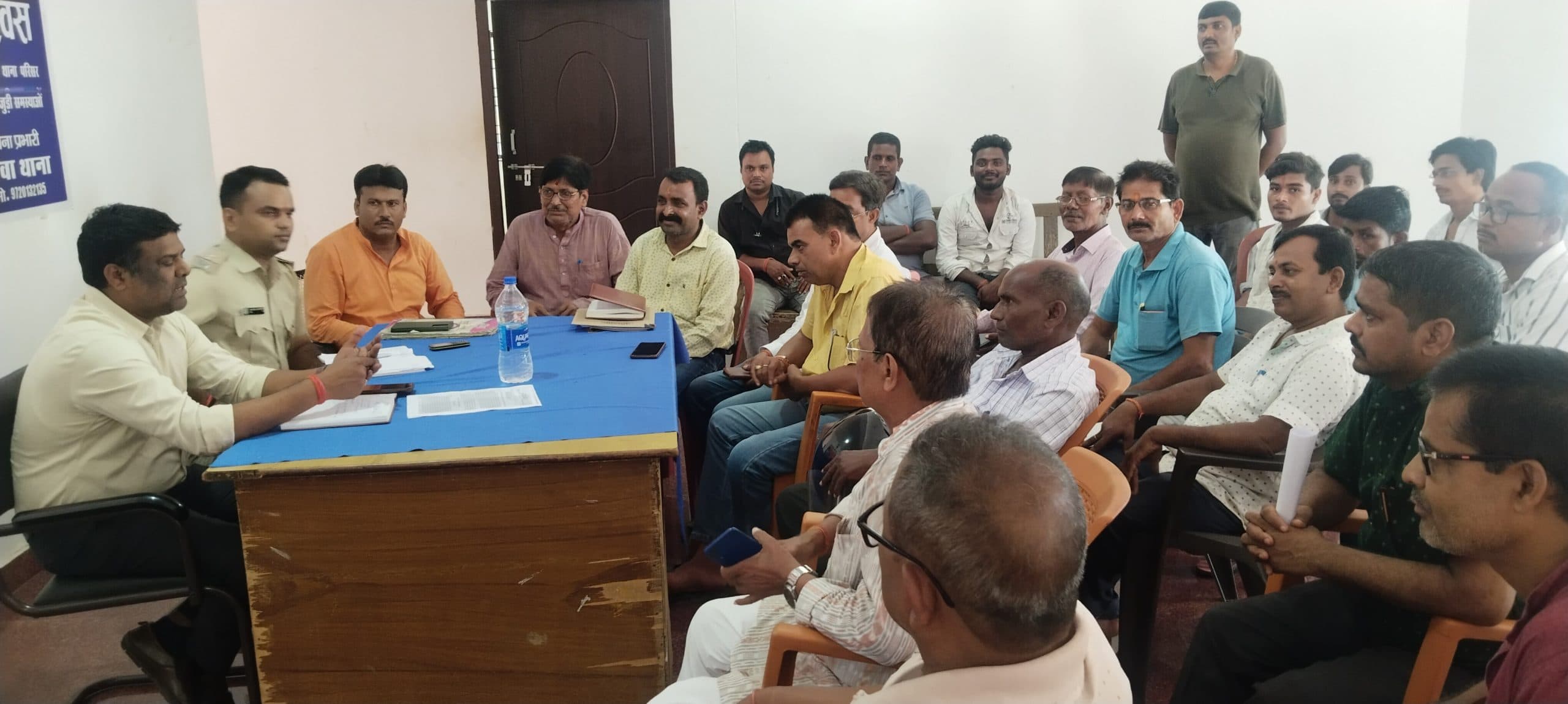 Giridih News:प्रशासन ने की दुर्गापूजा तैयारी की समीक्षा