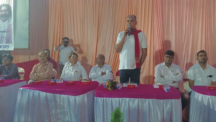 Giridih News:विधायक विनोद सिंह ने रखी 19 योजनाओं की आधारशिला