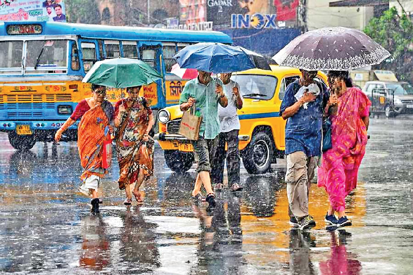 बंगाल की खाड़ी में लो प्रेशर, भारी बारिश का अलर्ट