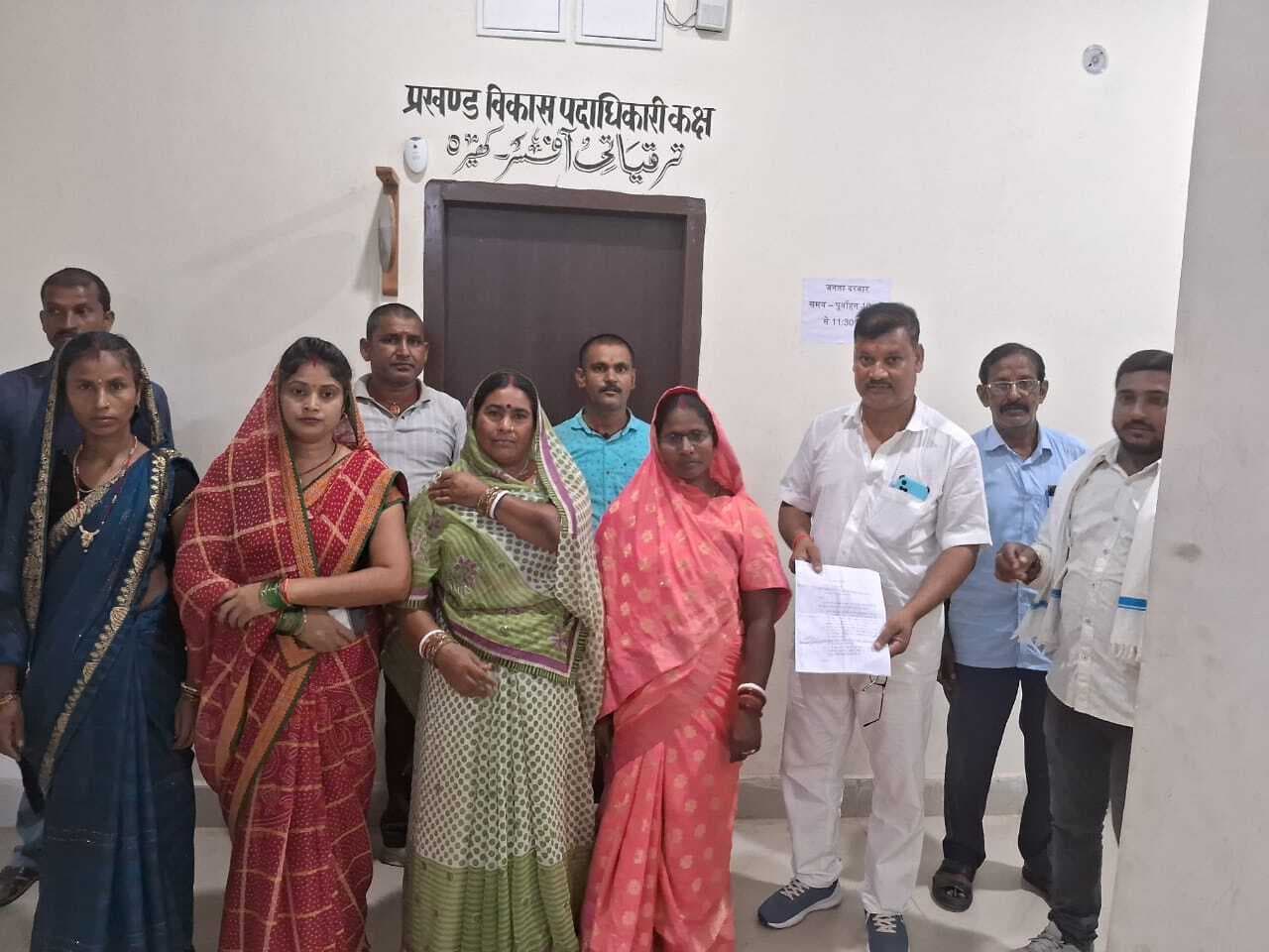 उप प्रमुख की कार्यशैली से नाराजगी,  पंस सदस्यों ने लाया अविश्वास प्रस्ताव