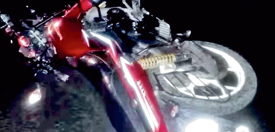 बस से टक्कर में बाइक सवार पिता-पुत्र की मौत