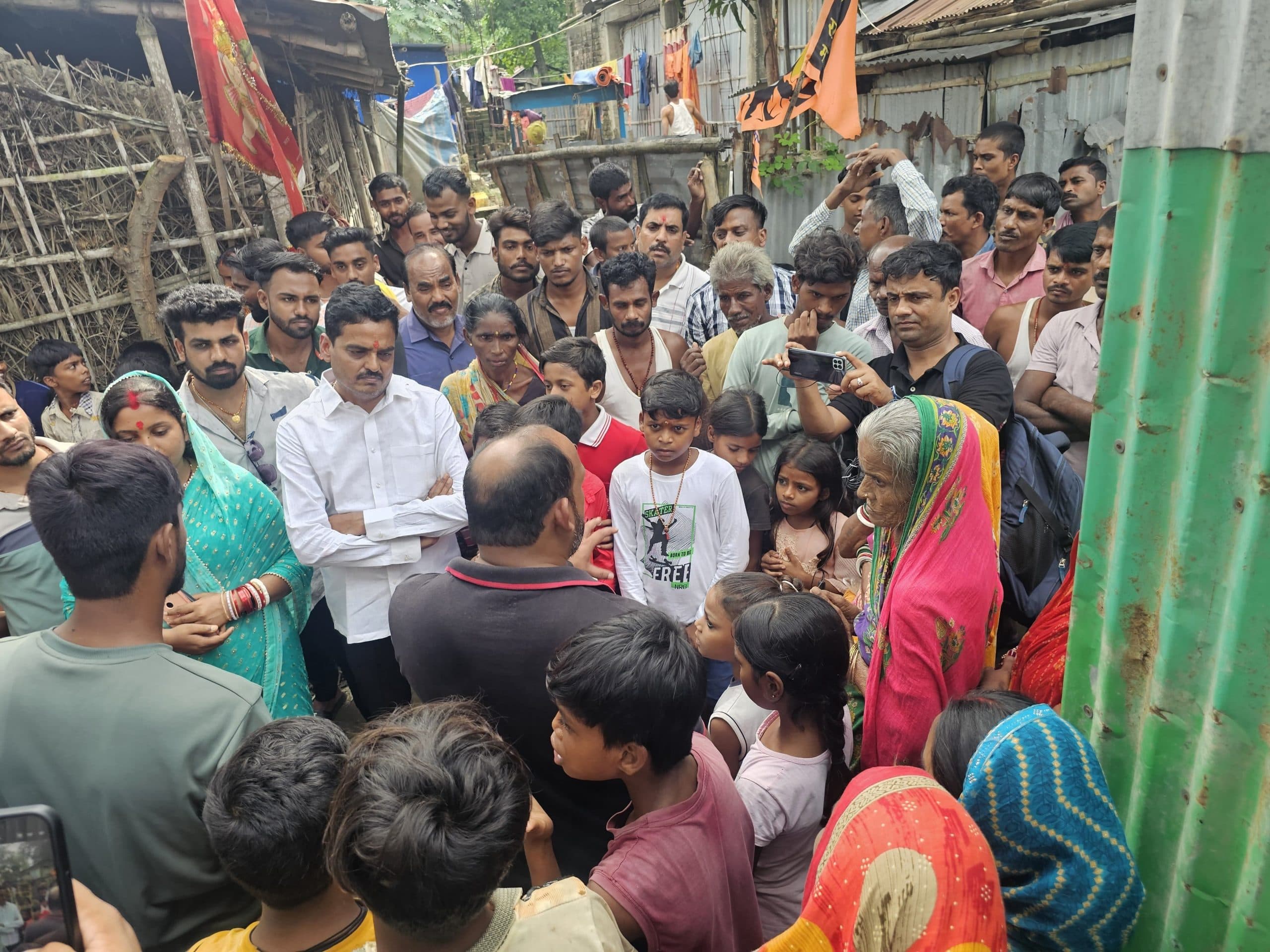 वार्ड-31 में खराब पड़े लाइटों की दो दिनों में होगी मरम्मति : महापौर