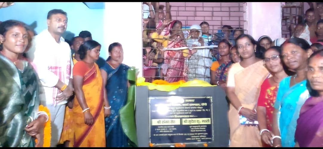 विधायक ने 12 करोड़ रुपये के विकास योजनाओं का किया शिलान्यास