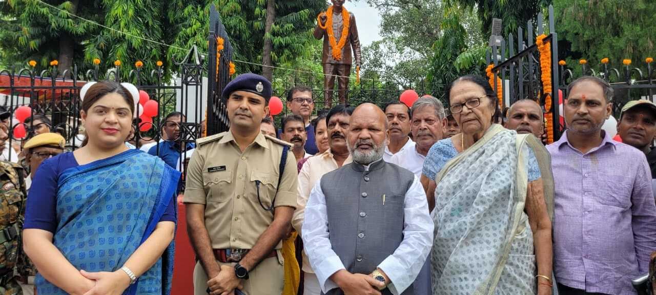 जन नेता त्रिपुरारी बाबू के नेतृत्व क्षमता को प्रदेश की जनता सदैव रखेगी याद: मंत्री रत्नेश सदा