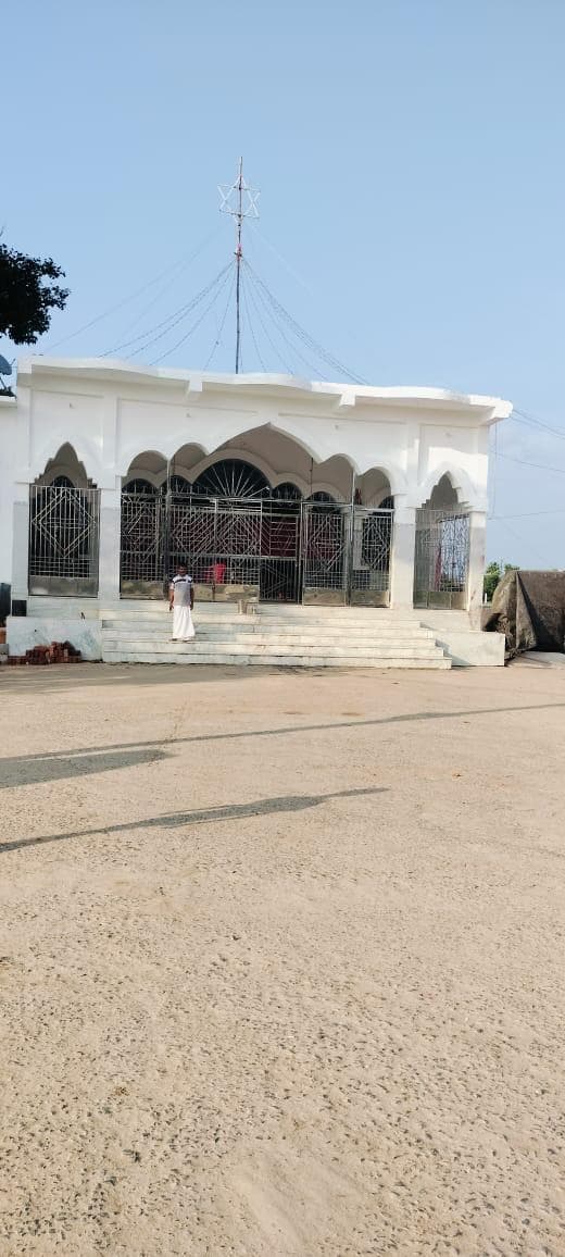 मनोकामना पूर्ति को लेकर प्रसिद्ध हैं बड़ी दुर्गा माता