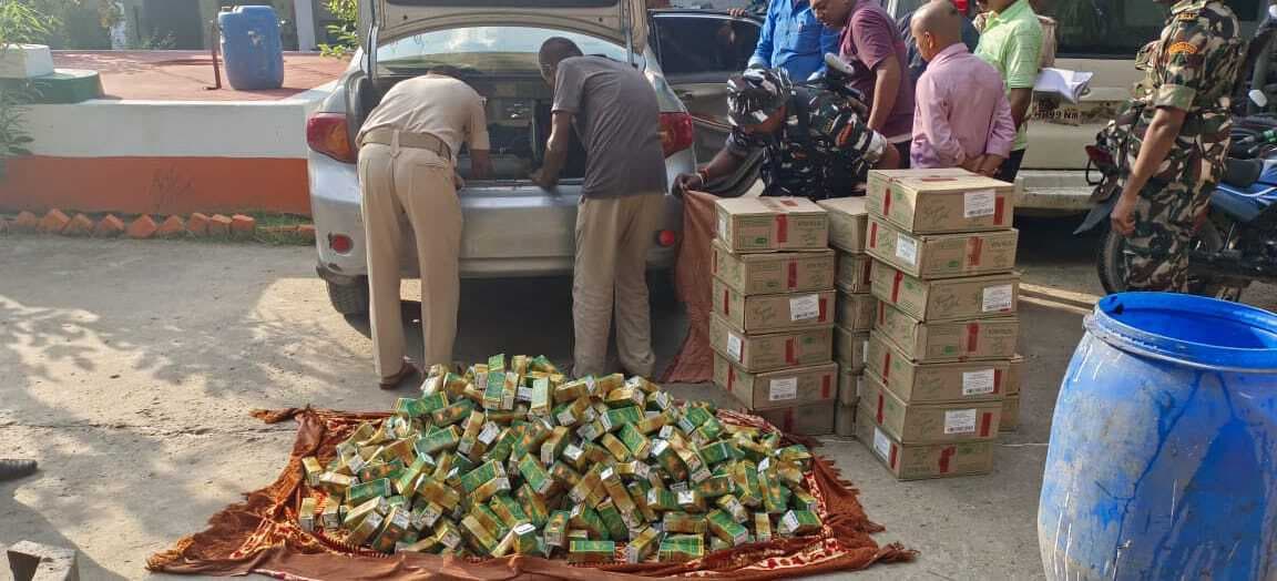 रोहार से पुलिस ने पकड़ी 36 कार्टन शराब