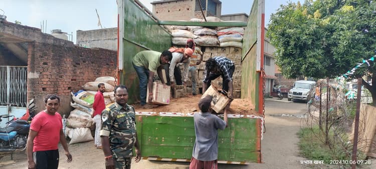 Giridih News: घोड़थंभा में अवैध विदेशी शराब लदा ट्रक जब्त, पंजाब के चालक-खलासी गिरफ्तार