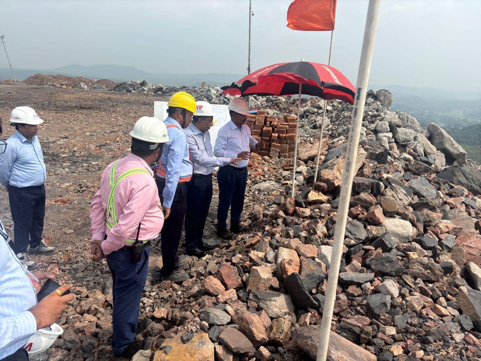 BOKARO NEWS : कोल इंडिया चेयरमैन ने एकेके व कारो माइंस का किया निरीक्षण