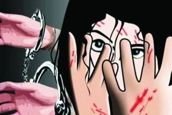 Rourkela News: दोस्त की नाबालिग बेटी को बनाया हवस का शिकार, कारोबारी के खिलाफ मामला दर्ज