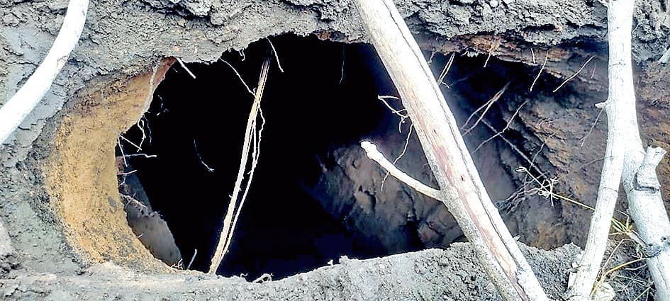 दयाटेश्वर शिव मंदिर के पास भू धंसान से मची अफरातफरी