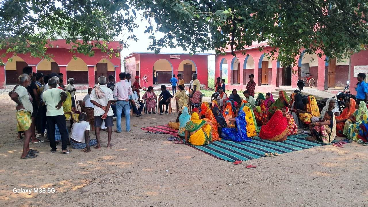 Aurangabad News : बाहरी व स्थानीय शिक्षकों के बीच गतिरोध से गहरा रहा विवाद