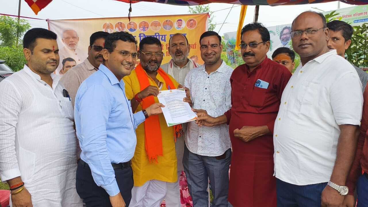 Giridih News: पांच सूत्री मांगों को लेकर भाजपा किसान मोर्चा ने दिया धरना