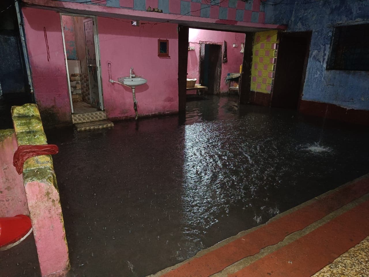 BOKARO NEWS : तीन घंटे तक मूसलधार बारिश, कई घरों में घुसा पानी
