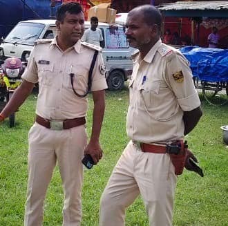 एसडीपीओ ने दुर्गा मंदिरों का लिया जायजा