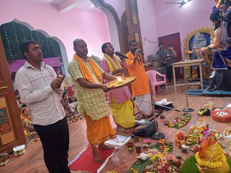 शारदीय नवरात्र के सातवें दिन देवी कालरात्री की पूजा आज.