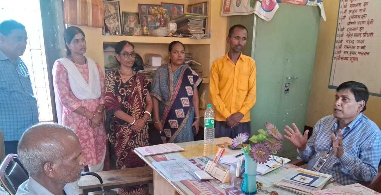 Jamui News : सरकार की गाइड लाइन के अनुरूप हो विद्यालय संचालन, अन्यथा कार्रवाई : डिप्टी निदेशक