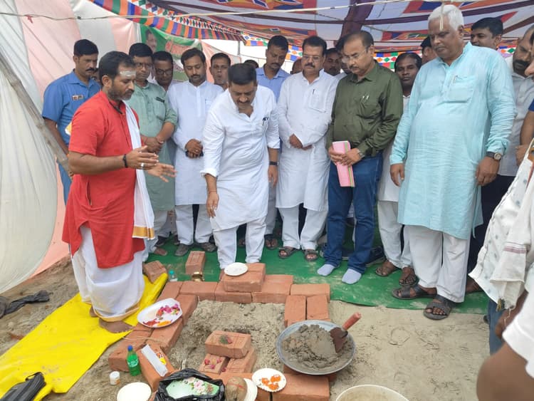 Madhubani News. 57 लाख की लागत से कमला तटबंध किनारे बनेगा आश्रय स्थल