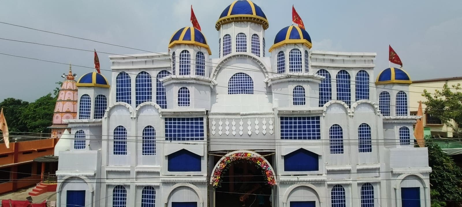 Samastipur News: देवी का पट खुलते ही दर्शन-पूजन के लिए उमड़े श्रद्धालु