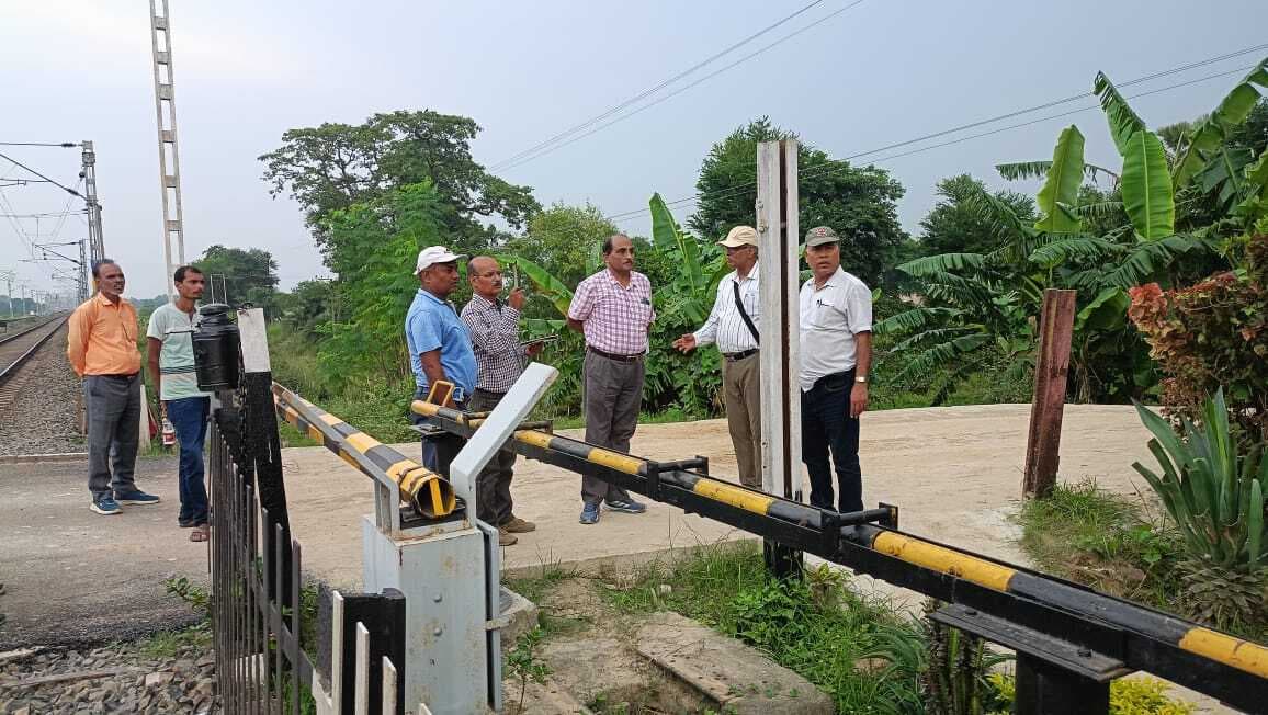 Darbhanga News: बाइपास रेल लाइन का पीसीआरएस ने किया निरीक्षण