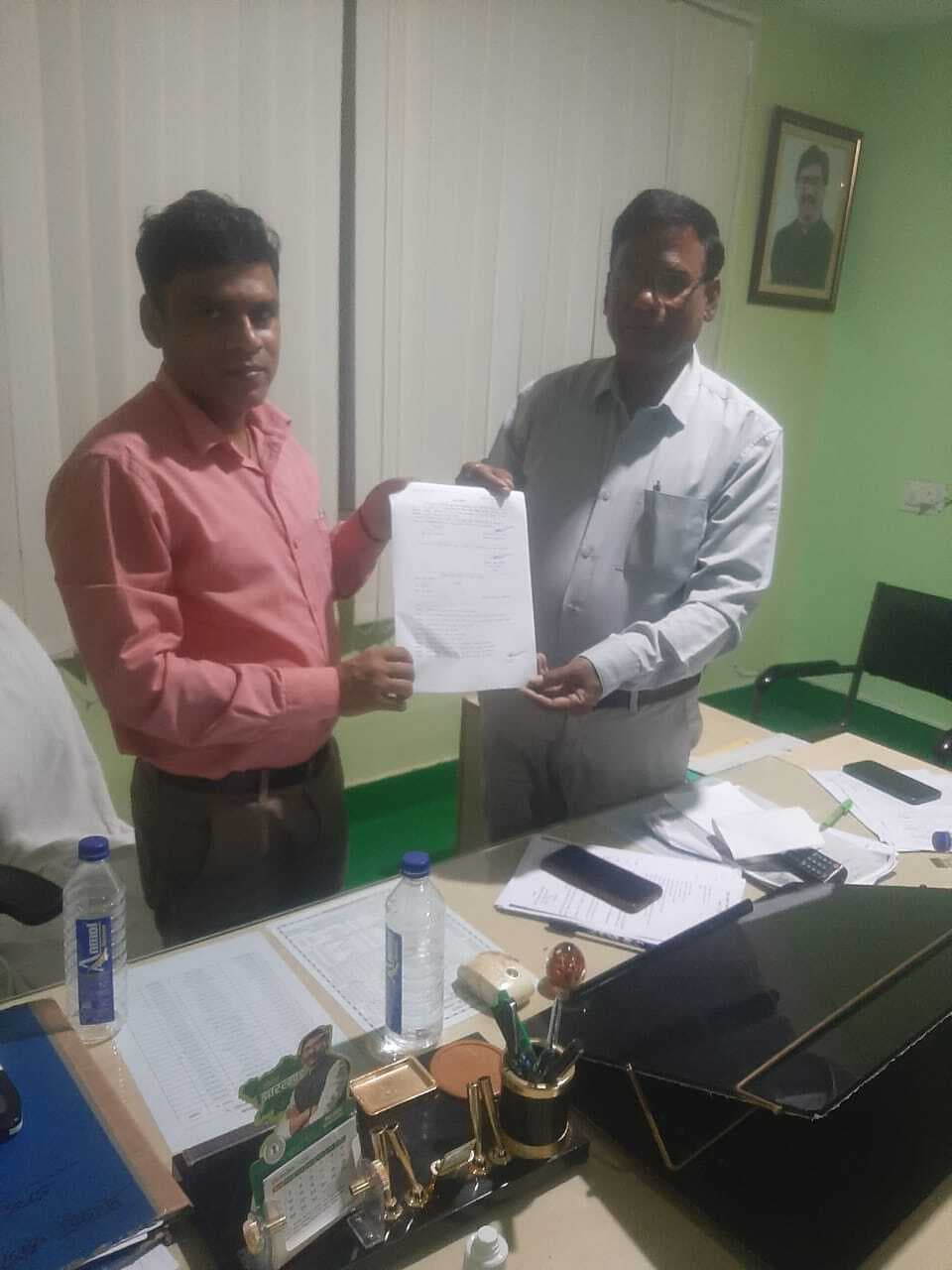 हिम्मत लाल महतो ने सीओ का संभाला पदभार