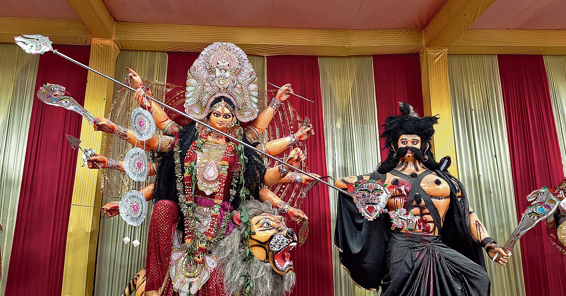 Gopalganj News  : चलो बुलावा आया है, माता ने बुलाया है..., चारों ओर दिखी भक्ति की पराकाष्ठा