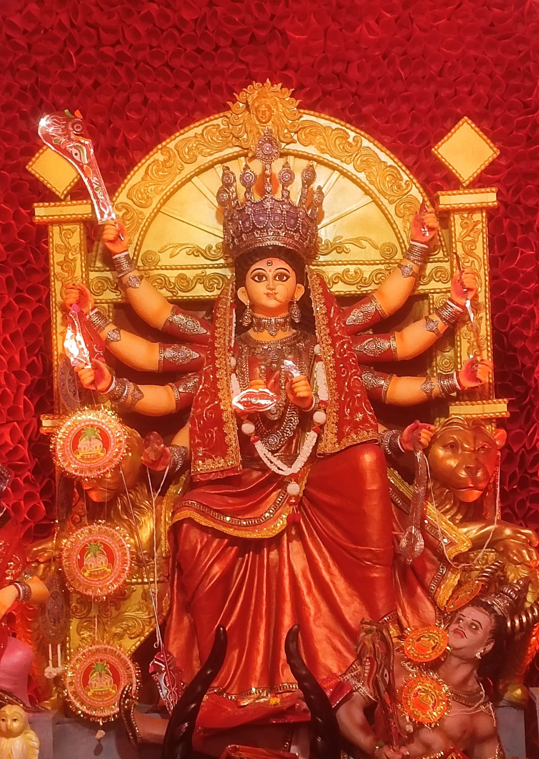 dhanbadnews: मां की भक्ति में डूबा धनबाद, जगमग हुआ दरबार