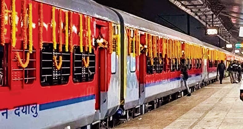 Gaya News : गया से मुंबई के लिए चलेगी साप्ताहिक ट्रेन, किया गया ट्रायल