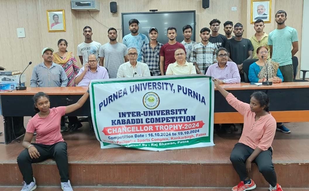 चांसलर ट्रॉफी कबड्डी के लिए पूर्णिया विवि से टीम रवाना