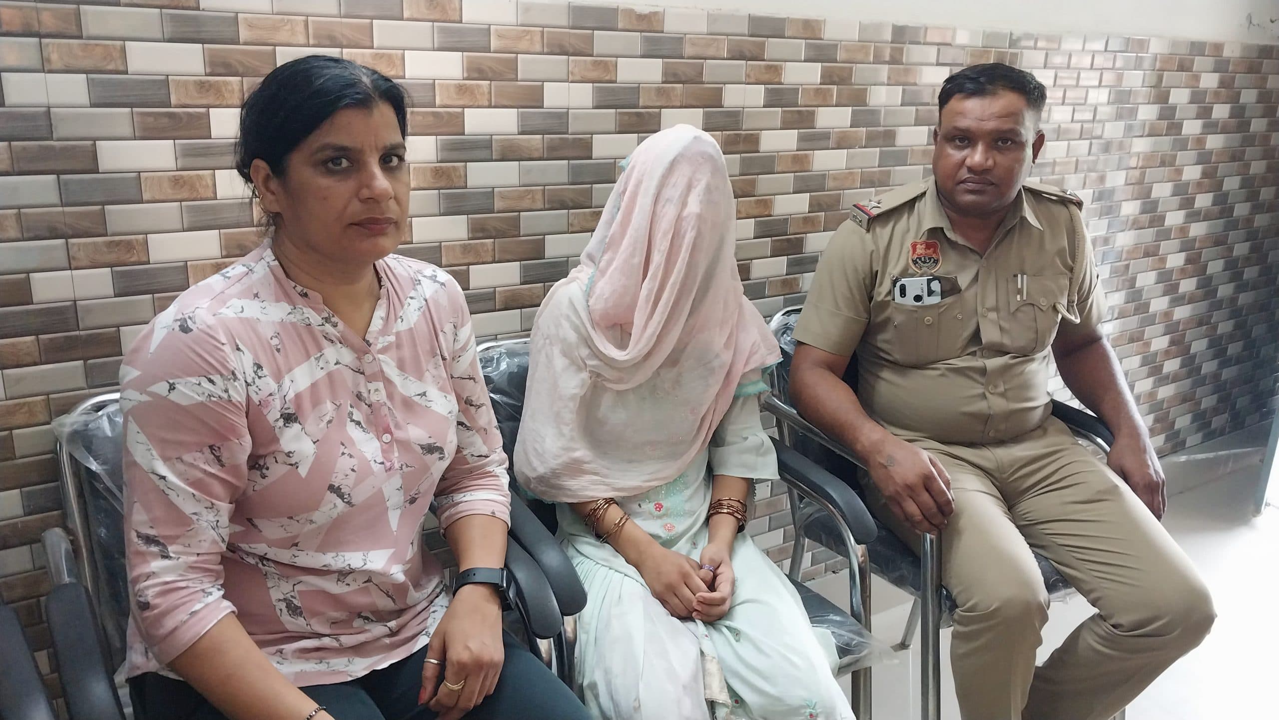 सांसद ने की मां दुर्गा से सुख समृद्धि की कामना