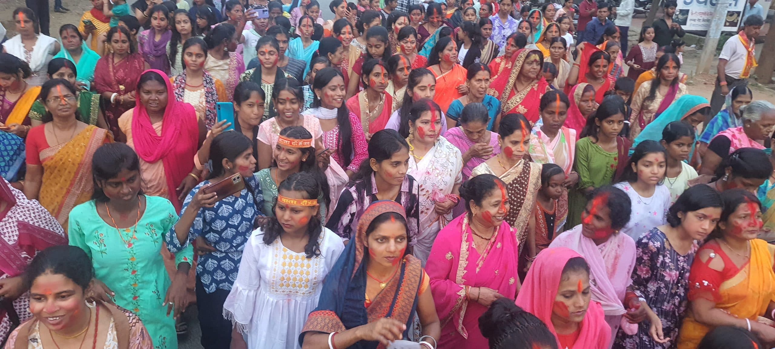 BOKARO NEWS: भव्य जुलूस के साथ प्रतिमाओं का किया गया विसर्जन