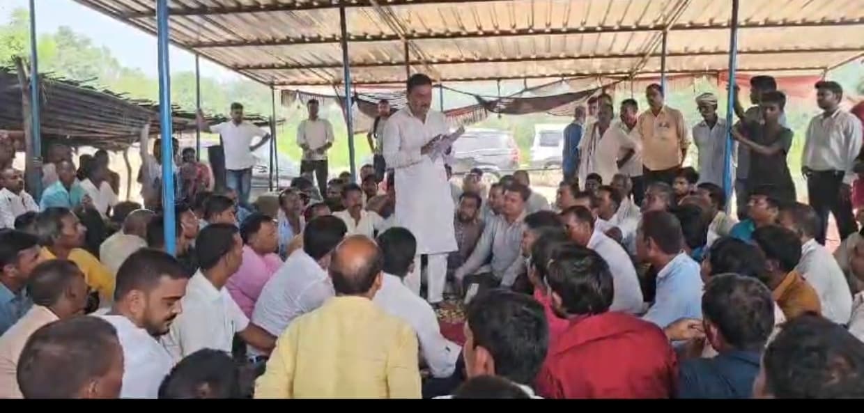 तूल पकड़ रहा है बाबा झुमराज मंदिर में नयी कमेटी गठन का मामला