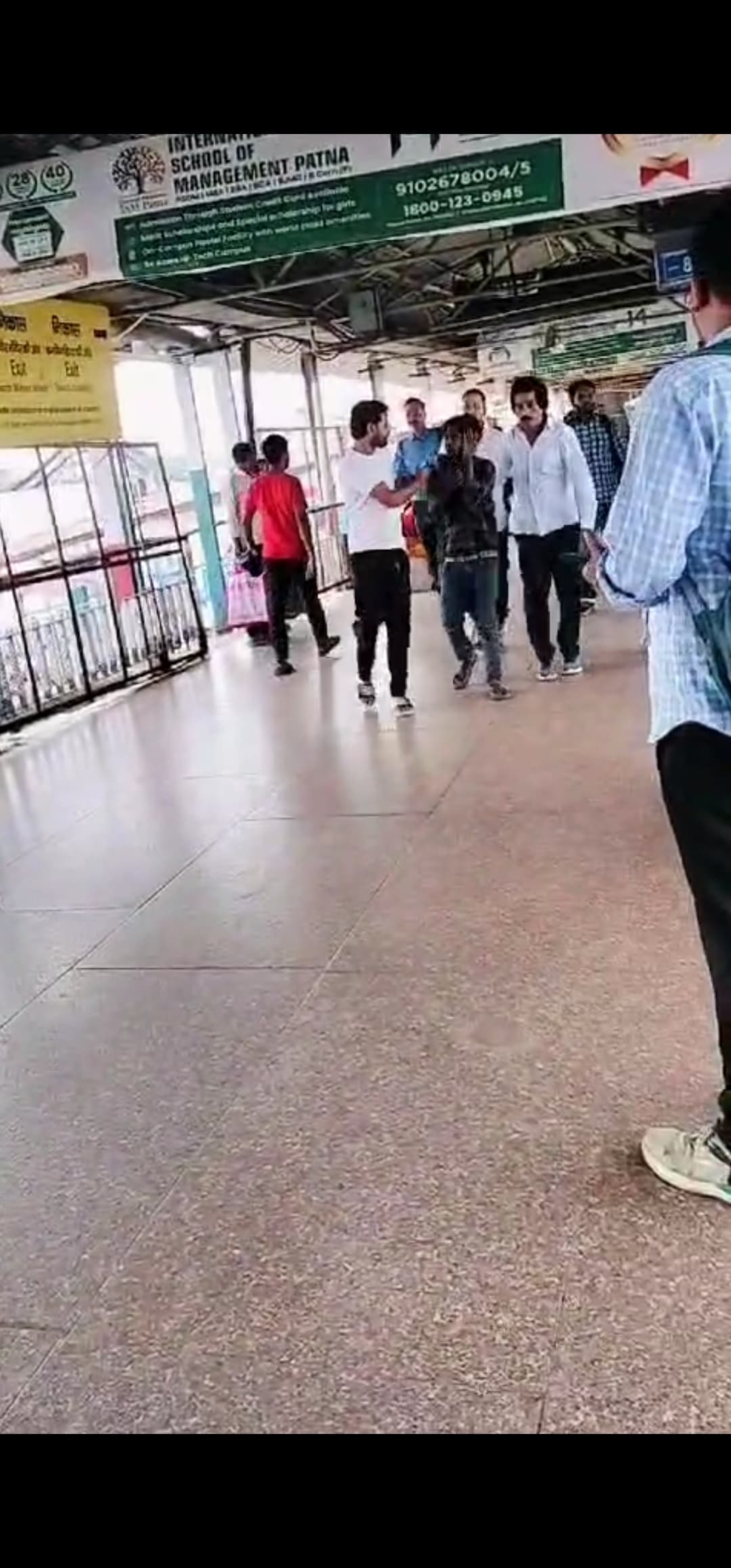 सावधान, ट्रेनों में महिला मोबाइल चोर गैंग सक्रिय