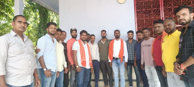 Giridih News: बजरंग दल व विहिप की बैठक में पंचायत कमेटी गठित