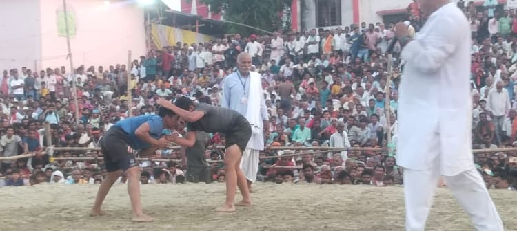 Samastipur News: कुश्ती प्रतियोगिता में तीन दर्ज पहलवानों दिखाया जलवा