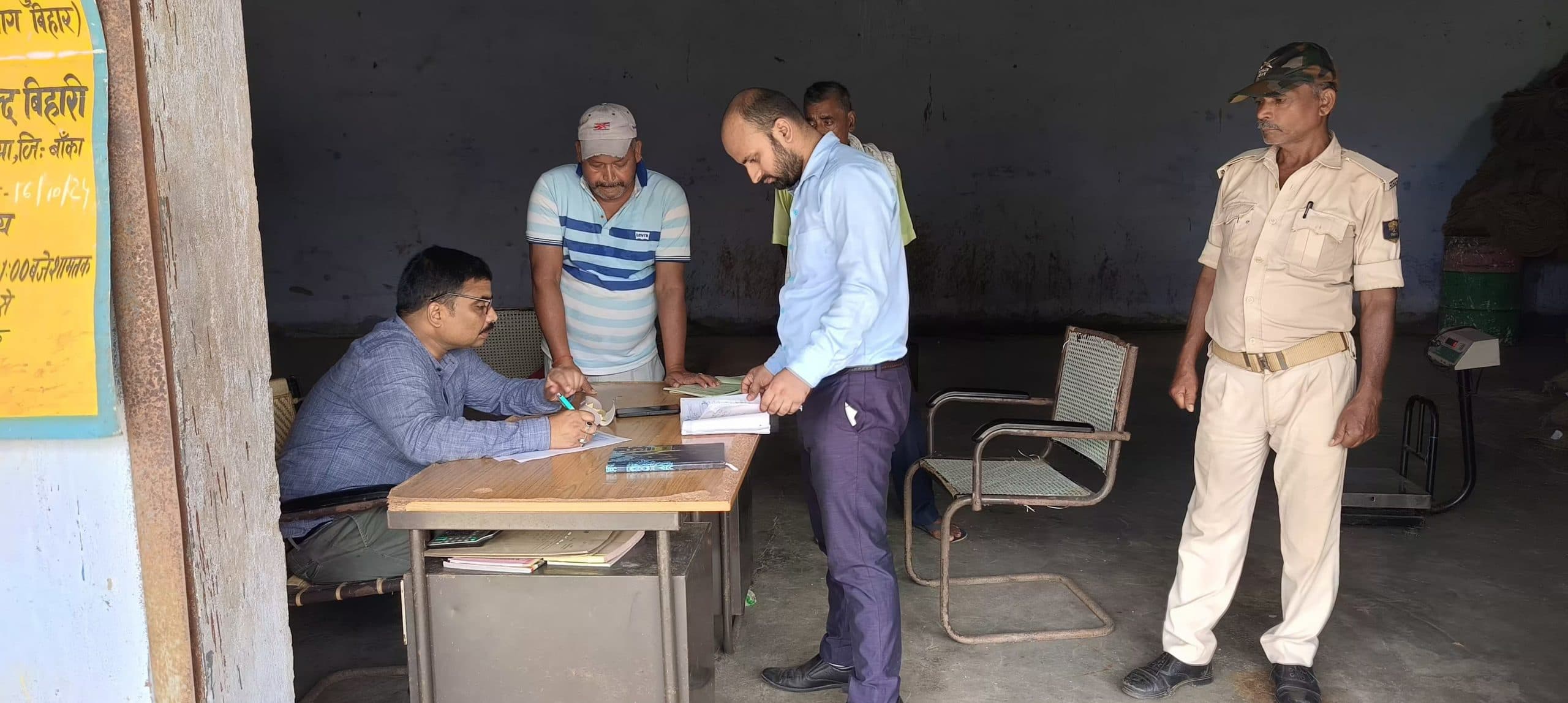 विभिन्न प्रखंडों के जविप्र दुकान की हुई जांच, कई जगहों पर पायी गयी खामियां