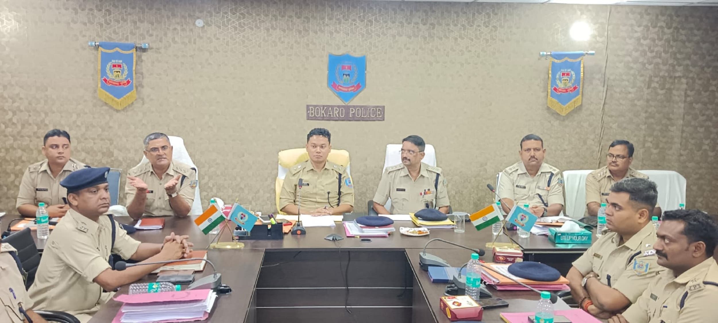 BOKARO NEWS: सक्रिय अपराधियों के खिलाफ सीसीए प्रस्ताव भेजना शुरू करें : एसपी