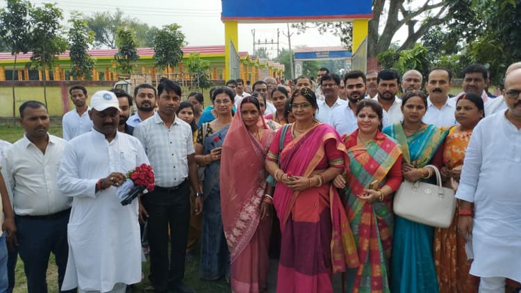 Samastipur News: एक्सपोजर विजिट में मोतीपुर पहुंचे राज्य के कई मुखिया