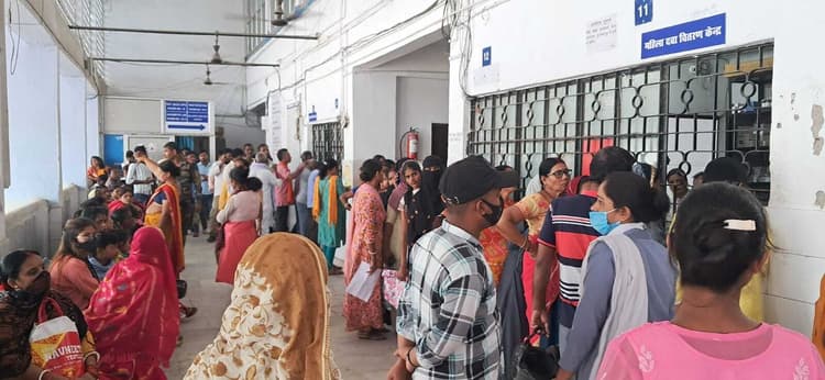 मौसम बदलने से बुखार व दम फूलने से पीड़ित हो रहे लोग