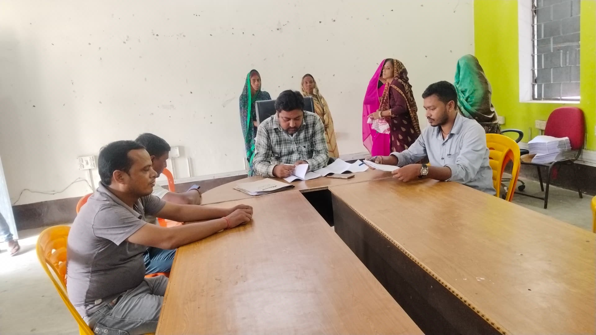 Aurangabad News : पैक्स चुनाव को लेकर बढ़ी राजनीतिक सरगर्मी