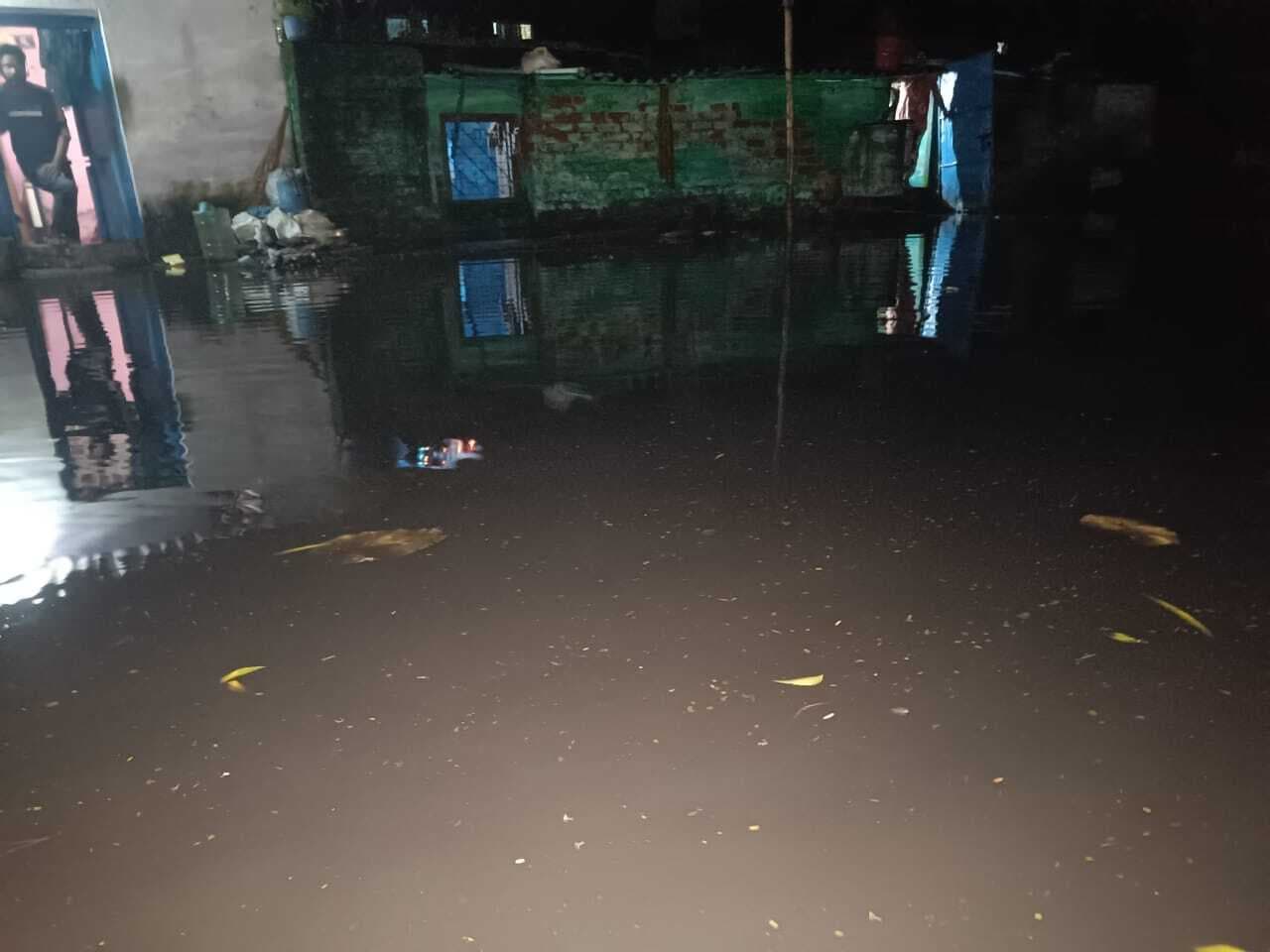 BOKARO NEWS : फुसरो नगर के कई घरों में घुसा बारिश का पानी