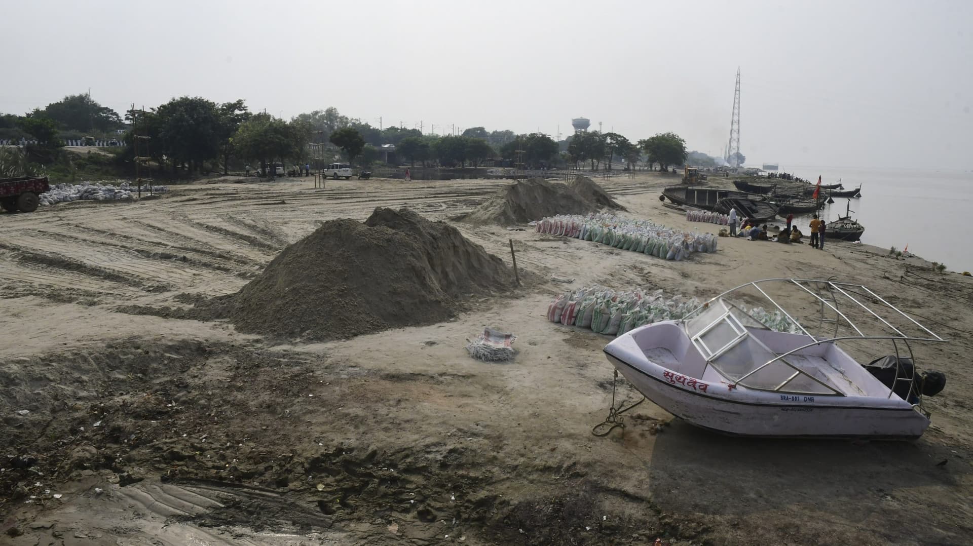 Patna News : रास्ता नहीं होने से छह घाटों पर छठ होना मुश्किल
