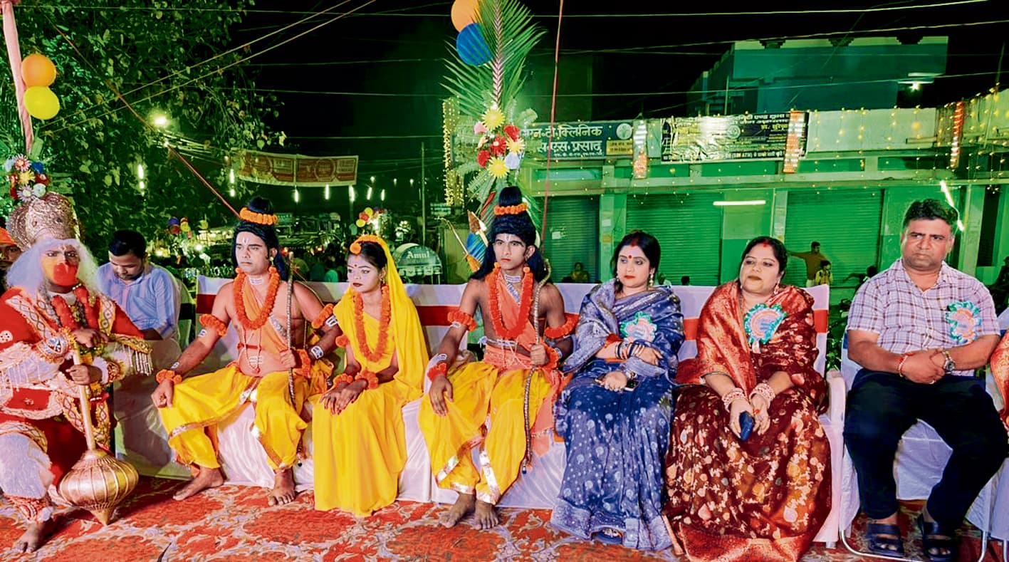 Chhapra News : भरत मिलाप देख श्रद्धालुओं की आंखें हुईं नम