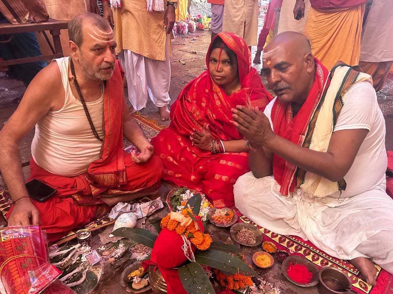 भवप्रीतानंद के झूमर देघरे बिजारै गोरा साथ, बाबा भोले नाथ पर झूमे लोग