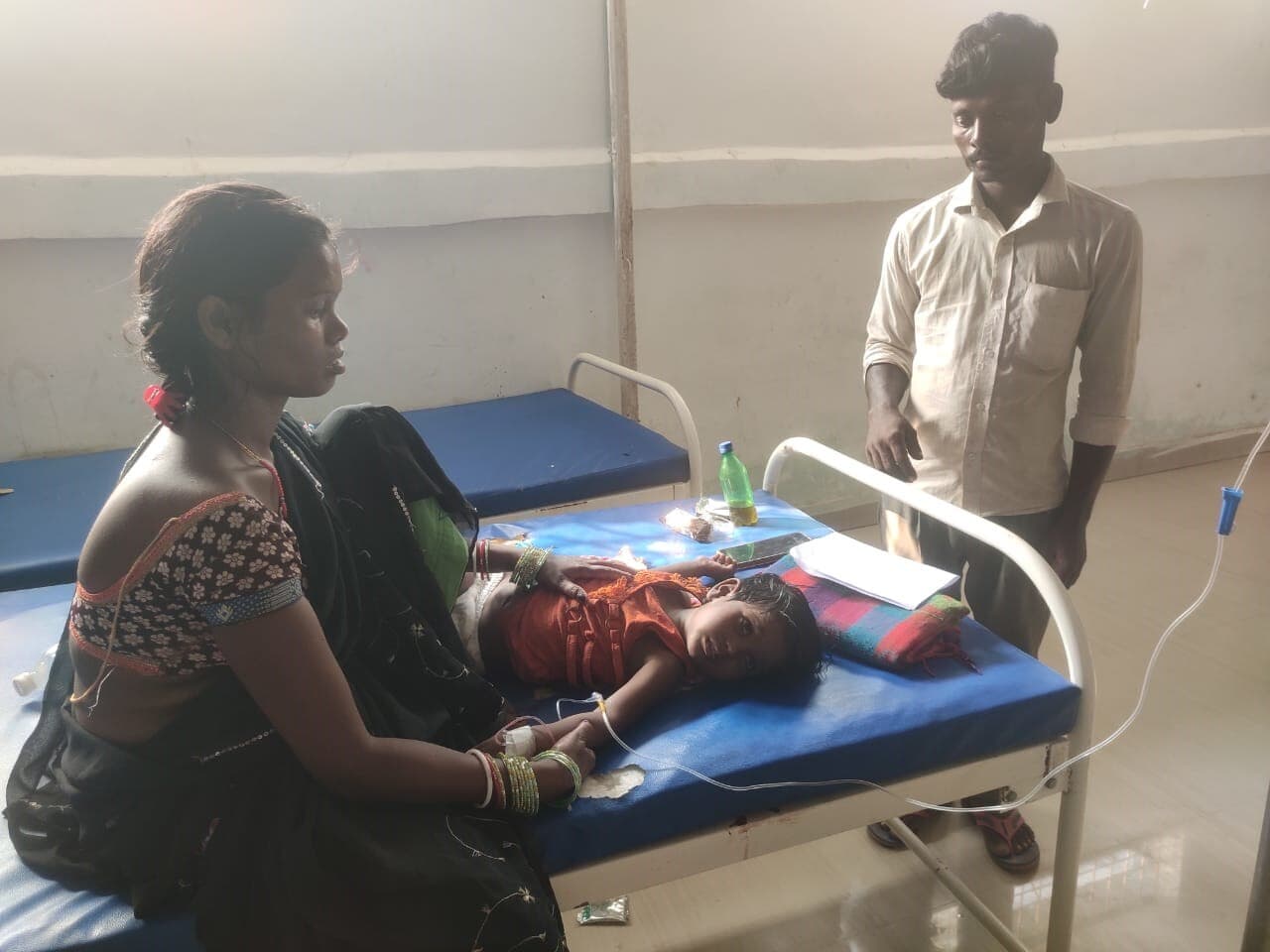 डायरिया से बच्चे की मौत, बच्ची का इलाज इलाज जारी