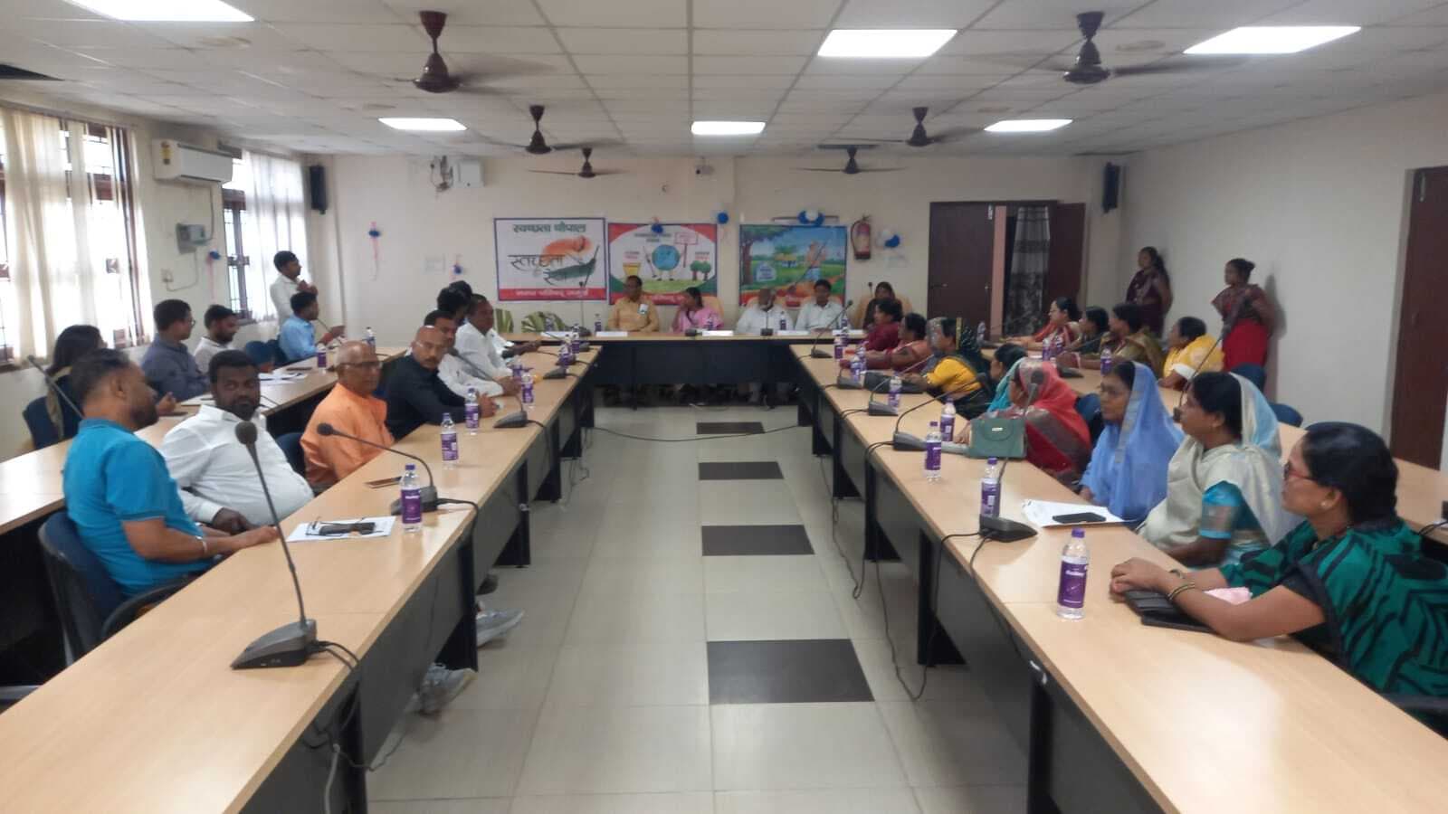 छठ घाटों की सफाई शीघ्र शुरू हो